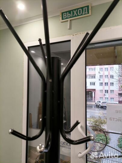 Вешалка для одежды напольная бу