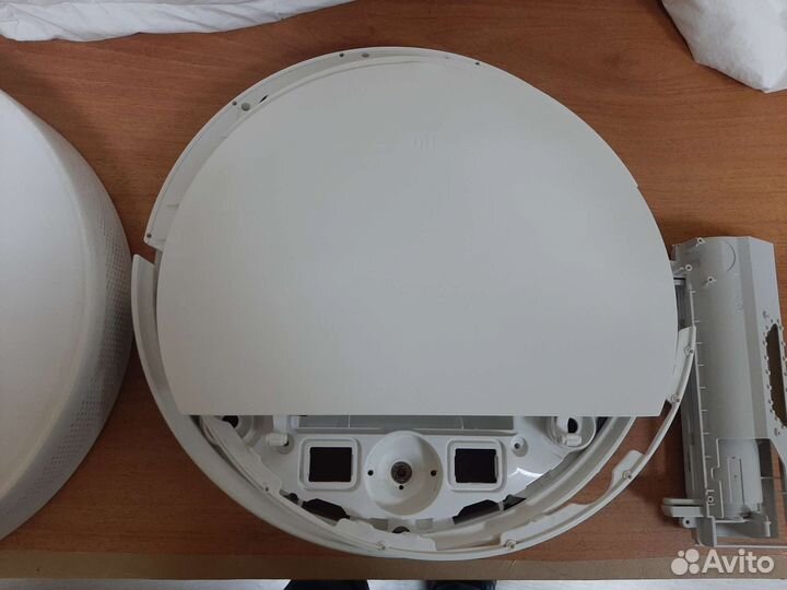 Робот пылесос Xiaomi G1 на запчасти (разбор )