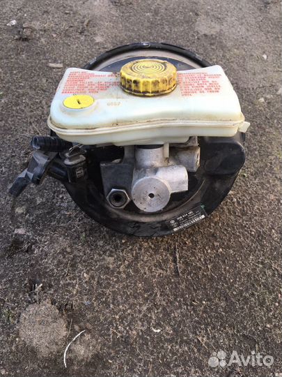 Вакумник 3u0614105 для Skoda Superb volkswagen Pas