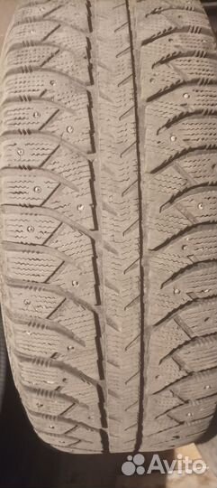 Bridgestone Ice Cruiser 5000 265/65 R17