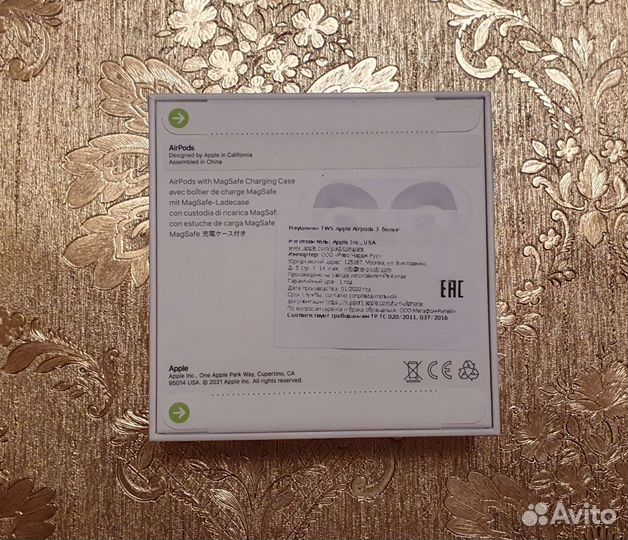 Наушники Apple AirPods 3 Lightning(кабель) - новые