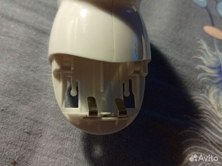 Прибор для удаления катушков на одежде