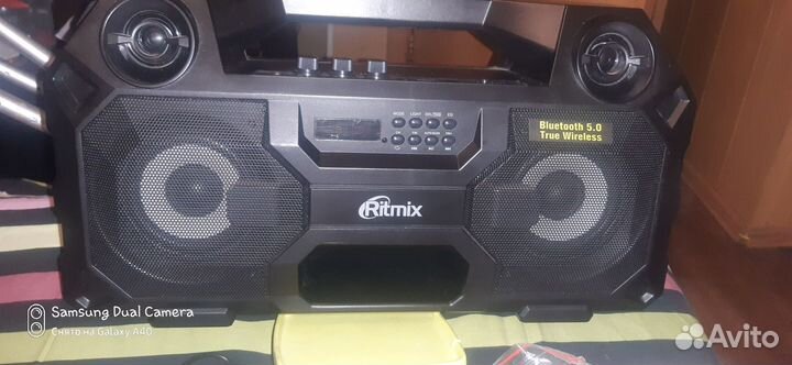 Блютуз колонка