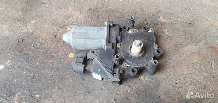 Моторчик стеклоподъемника Audi A6 (C5) 1997-2004