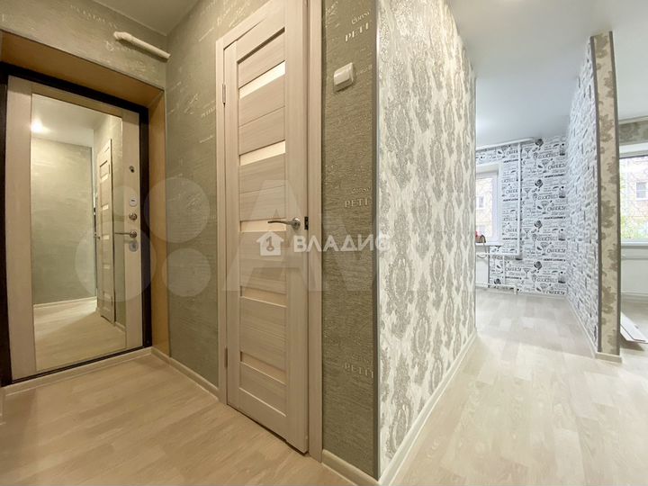 2-к. квартира, 43 м², 1/5 эт.