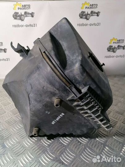 Cadillac CTS корпус воздушного фильтра