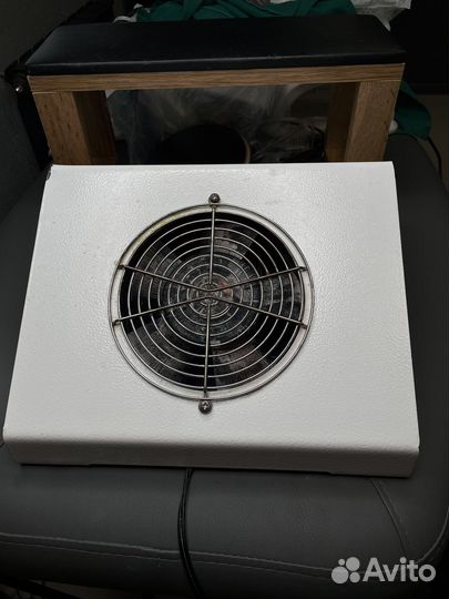 Пылесос для маникюра emil