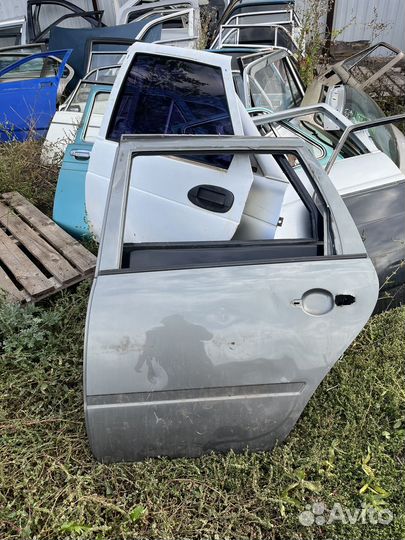Дверь задняя левая LADA kalina универсал