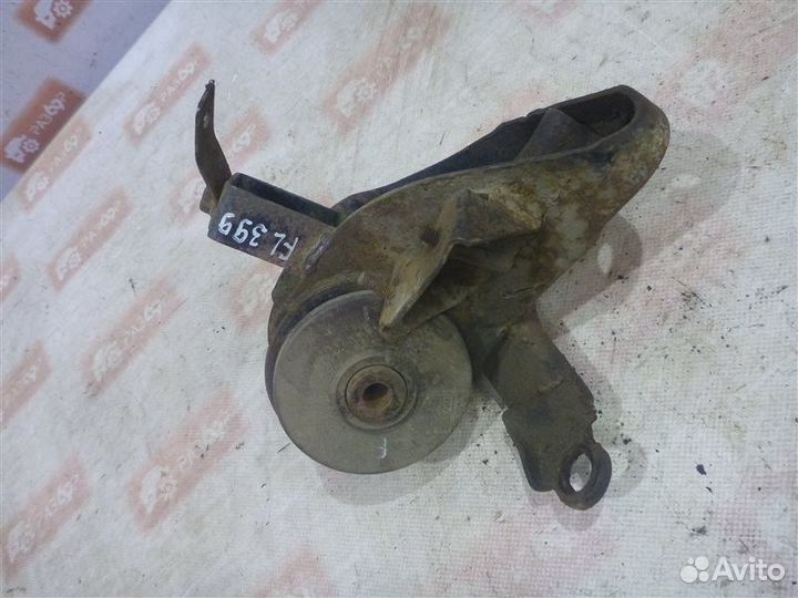 Подушка двигателя Mazda Xedos 6 седан 2.0 1994