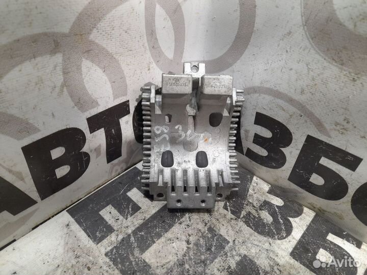 Резистор печки BMW E38