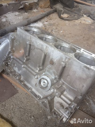 Блок цилиндров змз21