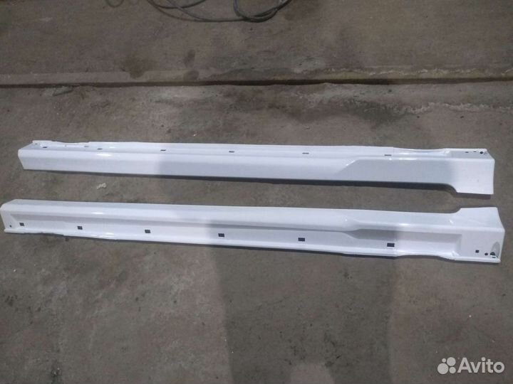 Продам накладки на пороги ланкастер