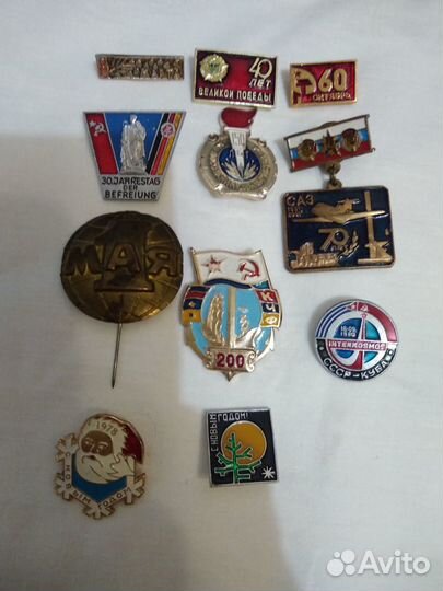 Значки СССР и зарубежных соцстран