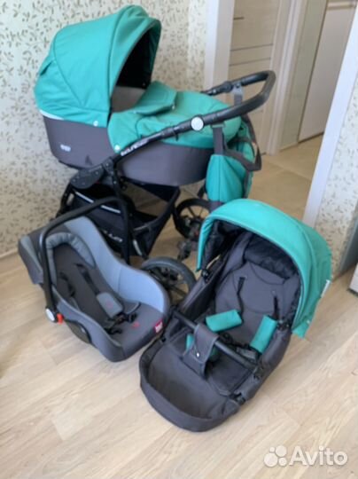 Коляска 3 в 1 с автолюлькой