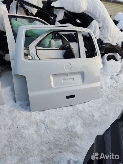 Крышка багажника Volkswagen Transporter T5