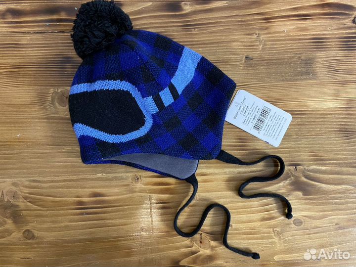 Шапка reima новые и в идеале 48-54 мал и дев
