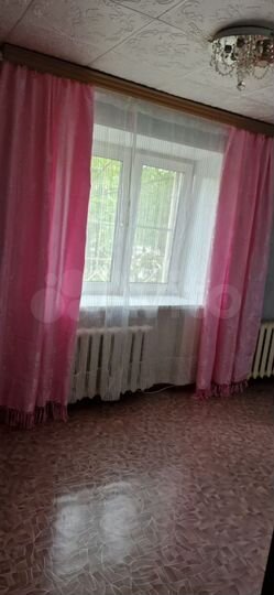 2-к. квартира, 42 м², 1/5 эт.