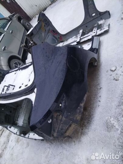 Крыло заднее правое четверть Renault Fluence