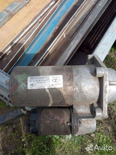 Стартер на Ниву