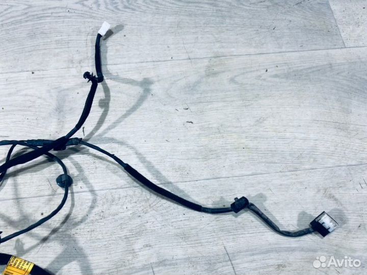Проводка двери задняя правая Kia Rio седан 1.4