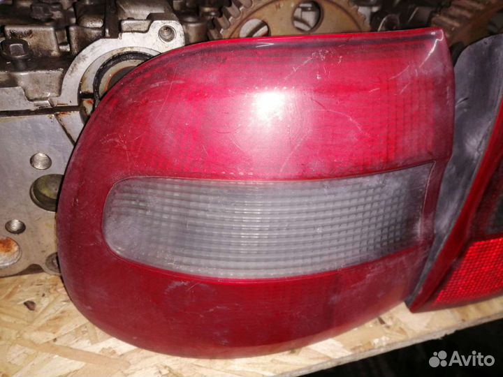 Фонари на Volvo V 40