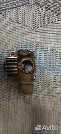 Реле-регулятор генератора Mitsubishi Outlander XL