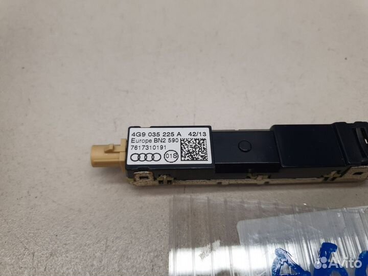 Антенна Audi A6 C7 Allroad quattro 2012-2019