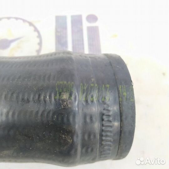 Патрубок интеркулера Audi Q3 8U 2014