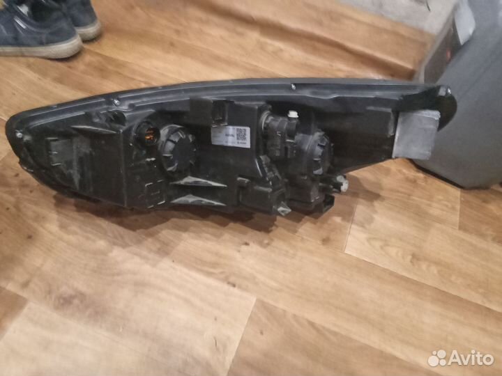 Фара передняя правая Хавал