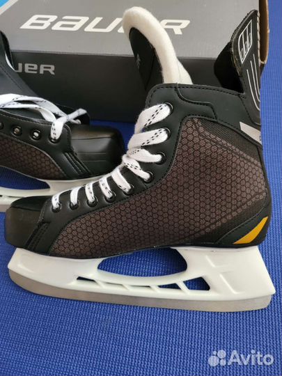 Хоккейные коньки bauer