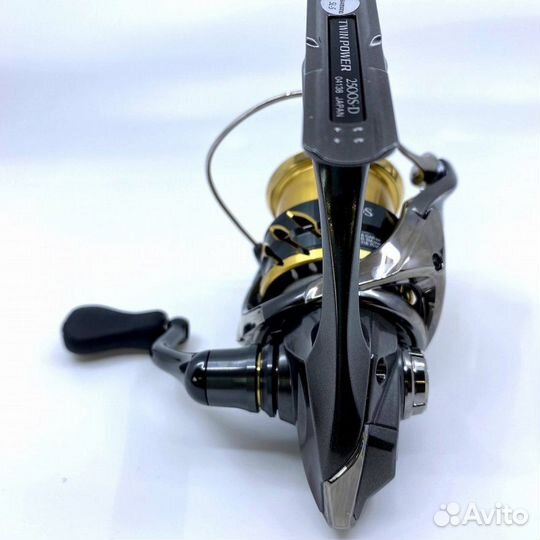 Катушка shimano 20 twin power 2500S