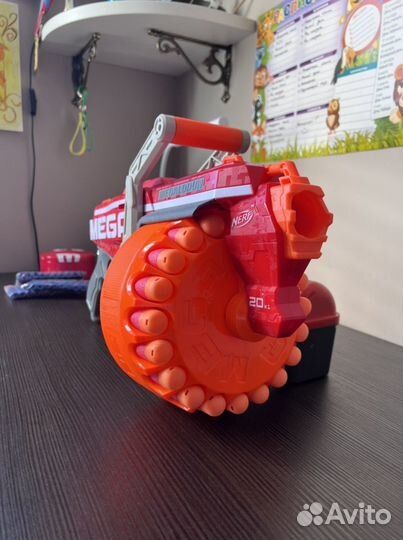 Nerf Megalodon
