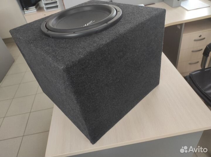 Сабвуфер skar VVX 12v1