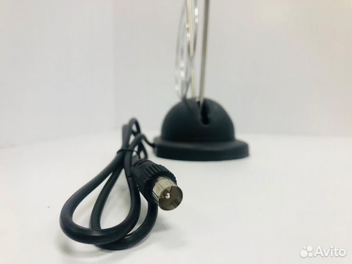 Антенна комнатная дмв+мв Усы Кольцо