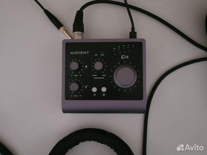 Аудиоинтерфейс Audient ID4 Mk2
