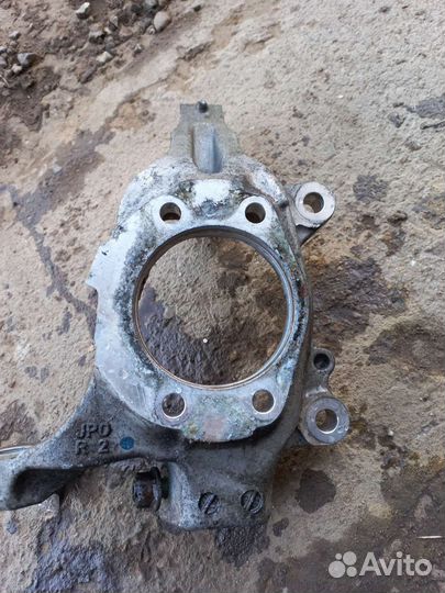 Поворотный кулак