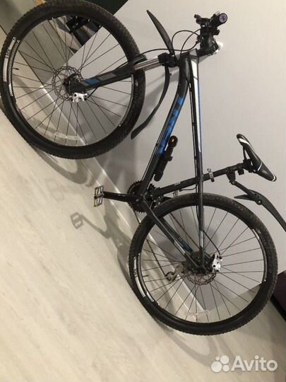 Велосипед фирмы Trek X-Caliber5