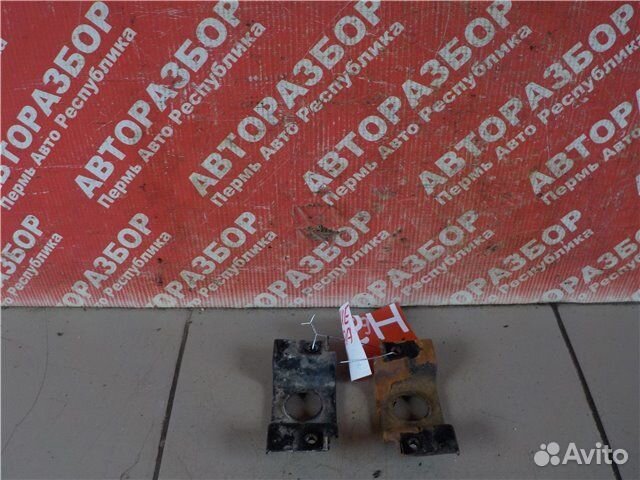 Кронштейн радиатора Kia Rio 4 S4 G4FG 2018