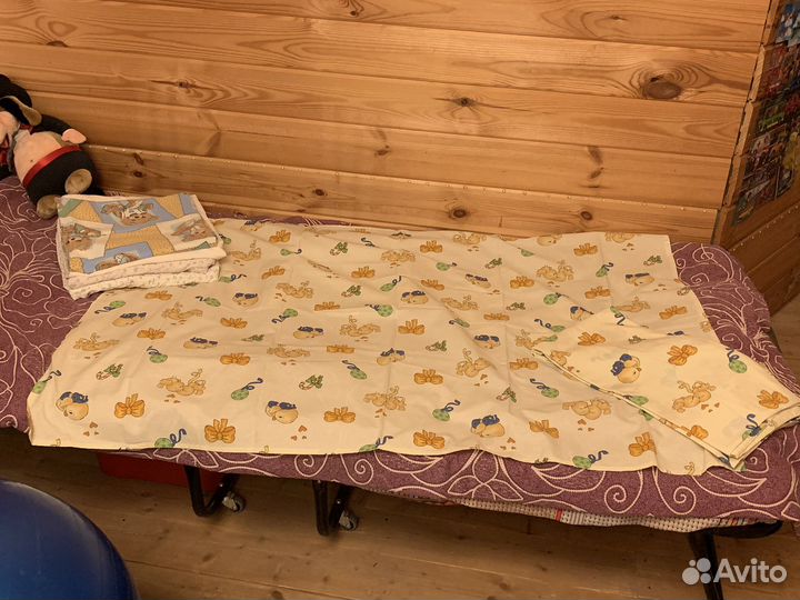 Игрушки уличные, обувь, пост. бельё, стул Икеа б/у