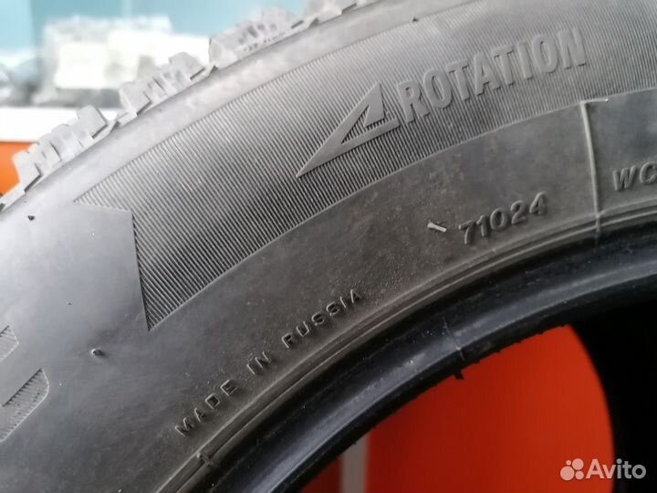 Bridgestone Ice Cruiser 7000S 205/60 R16 92T