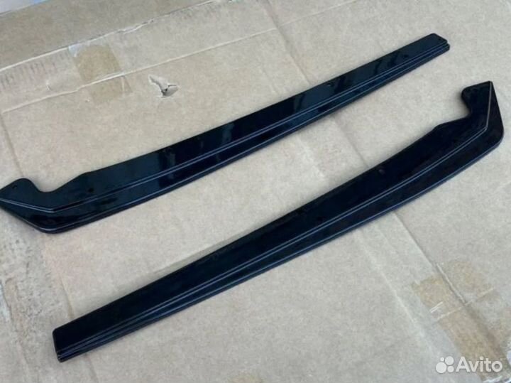 Накладки на задний бампер Bmw G30 5 series