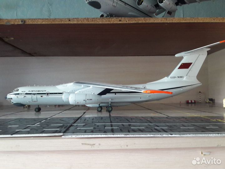 Ил-76мф в М.1:72