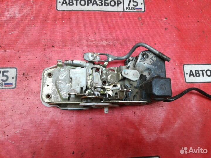 Замок двери задний левый Honda Cr-V RD1 B20B