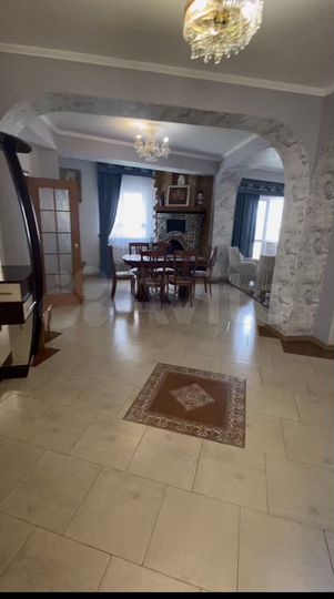 Дом 270 м² на участке 2 сот.