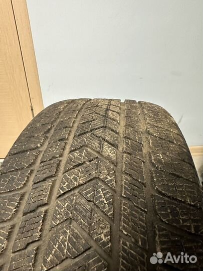 Pirelli Scorpion Winter 265/45 R20 104V