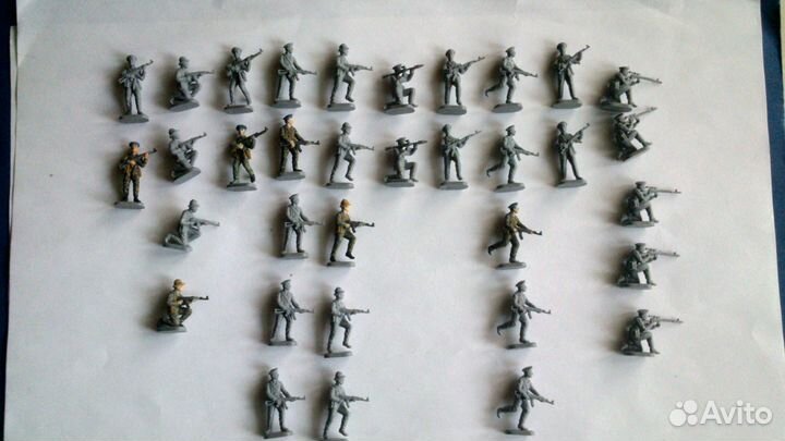 Солдатики 1-72 Linear-A,esci