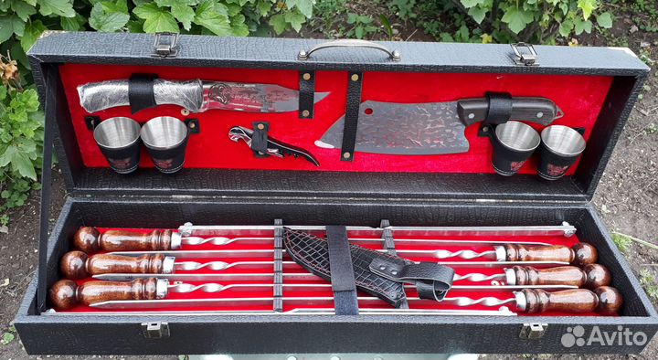 Шашлычный набор в черном кейсе г. Екатерибург