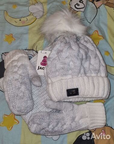 Комплект шапка, снуд,варежки. Новый