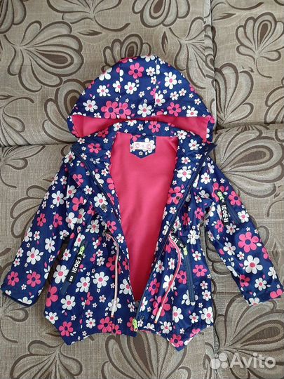Куртка демисезонная для девочки
