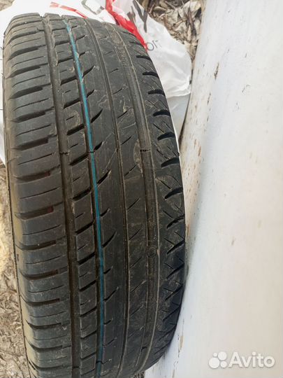 Viatti Strada Asimmetrico 195/65 R15